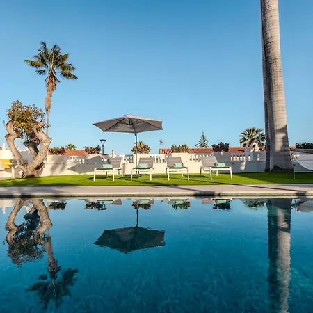 Chalet Luxury Teide View, Heated Pool, Sauna & Golf